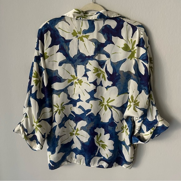 Zara Floral Button Down Oversize Shirts in White and Blue Size M - Picture 10 of 10